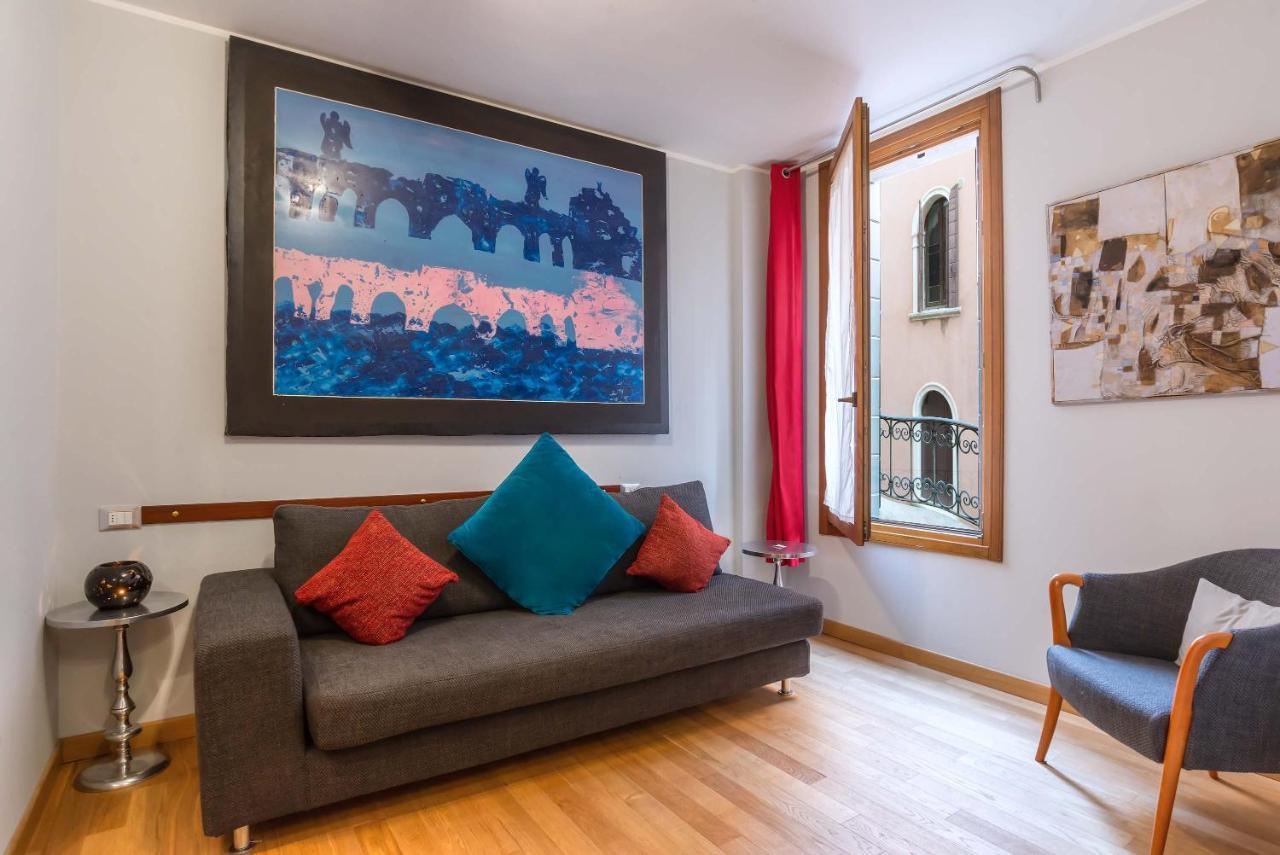 San Luca - Fenice Apartments In Venedig Exteriör bild